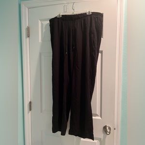 NWOT Old Navy Black Elastic Waist Pants